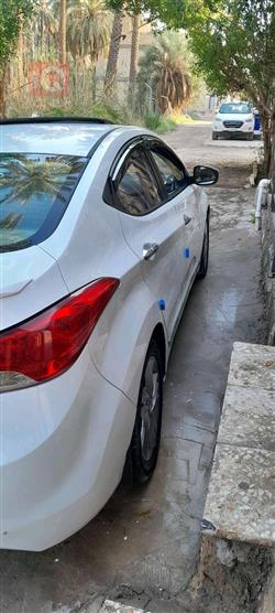 هیوندای ئەڤانتی